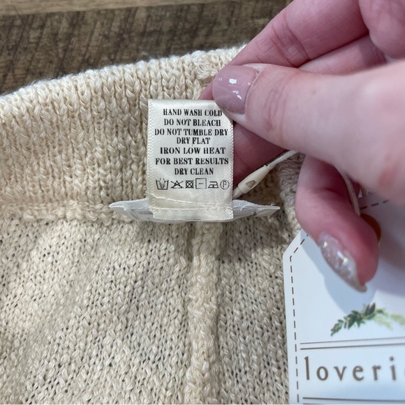 Loveriche•Take Me Away Vneck Sleeveless Set•Size M - Picture 10 of 14